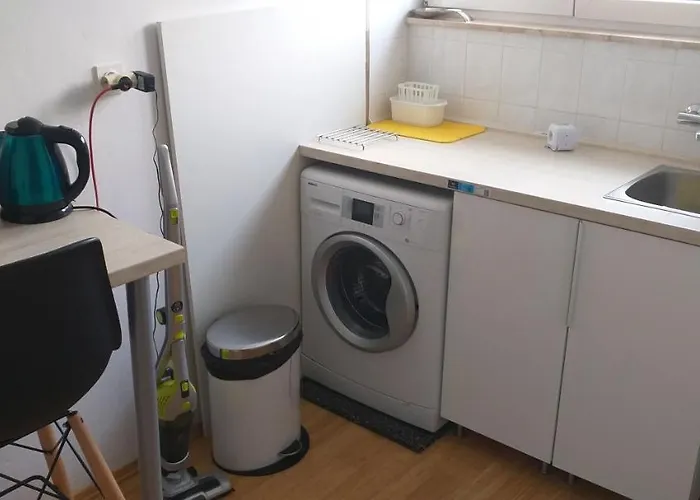 Gæstehus 2 Solkan 2*