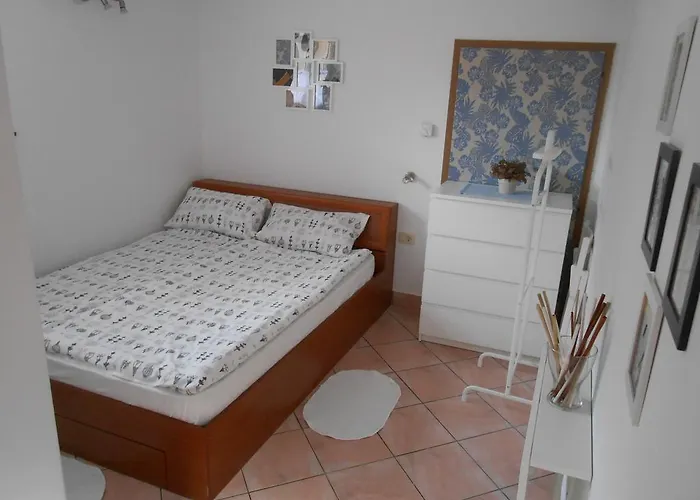 Gæstehus 2 Solkan 2*